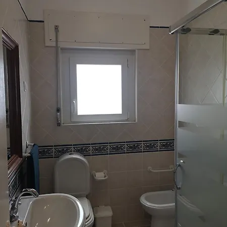 Family Pool & Caparica