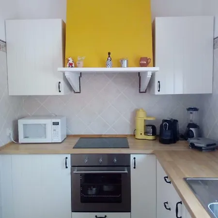 Family Pool & Holiday home Caparica